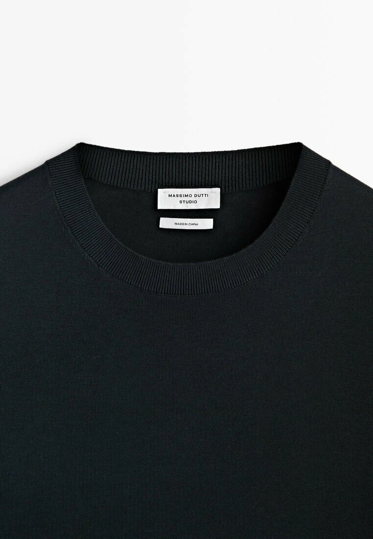 Massimo Dutti Studio - Short Sleeve - Basic T-Shirt - Blue 9 Massimo Dutti Studio - Short Sleeve - Basic T-Shirt - Blue - Image 7