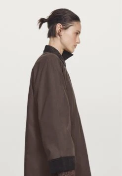 Massimo Dutti LONG WAXED CORDUROY - Classic Coat - Dark Brown -Massimo Dutti Shop b17e8d8af2394d4ba0d389b6d03fac24