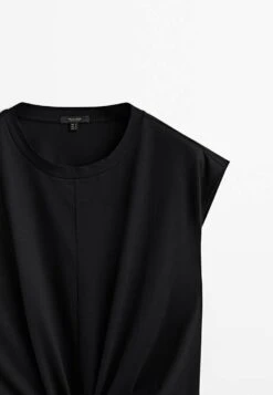 Massimo Dutti 100 Front Knot - Print T-Shirt - Black -Massimo Dutti Shop b1898f27a89344e3b5db4fe72d3aa1e0