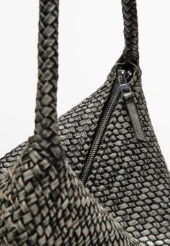 Massimo Dutti Handbag - Grey -Massimo Dutti Shop b287eb8df14741aaabff56fe40f3865d