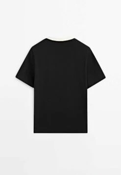 Massimo Dutti With Contrast V-Neck - Basic T-Shirt 14 Massimo Dutti With Contrast V-Neck - Basic T-Shirt -Massimo Dutti Shop b2c8abbc015946a282230a77f445be03