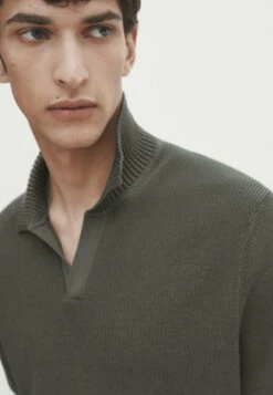 Massimo Dutti Textured- Polo Shirt - Mottled Green -Massimo Dutti Shop b2fbfc0eab6848c09fe2f6a30d1234df