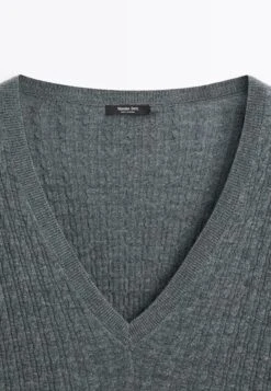 Massimo Dutti V-NECK WITH BRAIDED DETAIL - Jumper - Grey -Massimo Dutti Shop b351478d5b364451b4faa4e628233f72