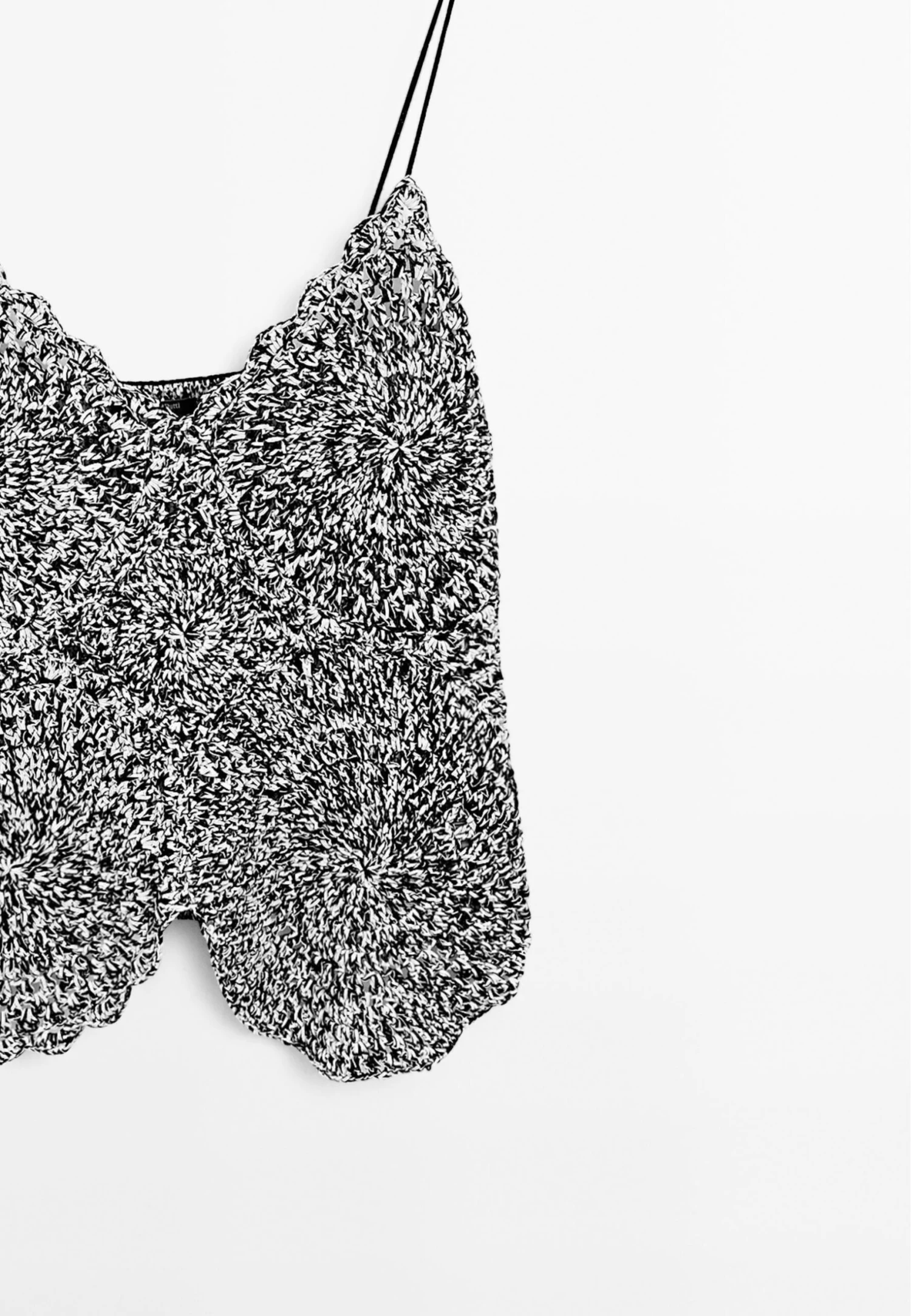 Massimo Dutti ASYMMETRIC MOULINÉ CROCHET - Top - Black 11 Massimo Dutti ASYMMETRIC MOULINÉ CROCHET - Top - Black - Image 9