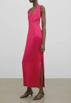 Massimo Dutti Studio-V-Neck - Maxi Dress -Massimo Dutti Shop b415ddae3fe549da84f97371eac904d0