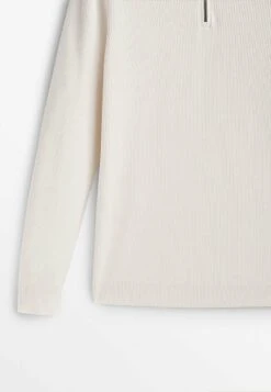Massimo Dutti Textured Mock Neck With Zip - Jumper - Beige -Massimo Dutti Shop b51b2f1a217343a2917cec1b2a3829fc