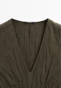 Massimo Dutti CREASED-EFFECT LONG PLEATED - Day Dress - Dark Green -Massimo Dutti Shop b5b034559e434c3aa66ad00f344bce36