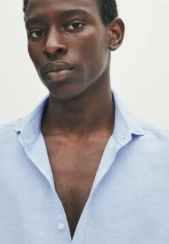 Massimo Dutti Regular Fit Textured Oxford - Formal Shirt - Light Blue 16 Massimo Dutti Regular Fit Textured Oxford - Formal Shirt - Light Blue -Massimo Dutti Shop b6f0783e03984ac28ee77f36c8e721e8