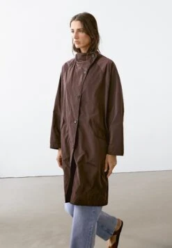 Massimo Dutti OVERSIZE FLOWING IN WATER-REPELLENT FABRIC - Trenchcoat - BROWN -Massimo Dutti Shop b708211dc4c046c08b1f43b764eb906d