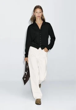 Massimo Dutti BUTTONED WITH MOCK TURTLENECK - Cardigan - Black -Massimo Dutti Shop b7b3dcf07cc6473990e3d5b75432a67e