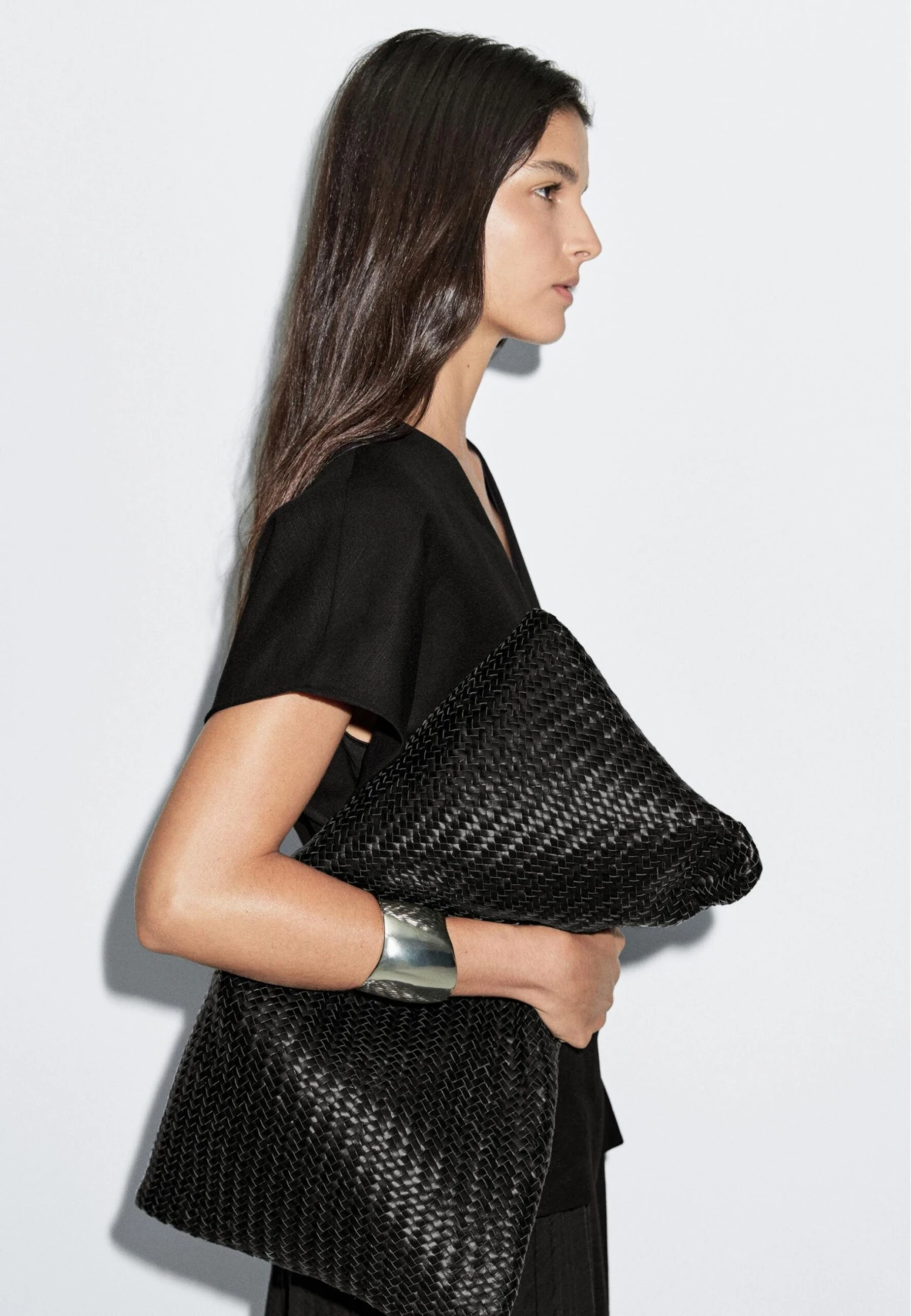 Massimo Dutti LONG PLEATED WITH WAISTCOAT DETAIL - Maxi Dress - Black 7 Massimo Dutti LONG PLEATED WITH WAISTCOAT DETAIL - Maxi Dress - Black - Image 5