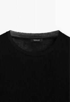 Massimo Dutti WITH NECKLINE - Long Sleeved Top - Black 20 Massimo Dutti WITH NECKLINE - Long Sleeved Top - Black -Massimo Dutti Shop b89e89ac13244af19df4a827b055f84a