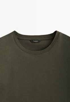 Massimo Dutti KurzärmeligesAus Reiner- Basic T-Shirt - Dark Green -Massimo Dutti Shop b8da7d3dbb894cf5b3e812fddeedbafd