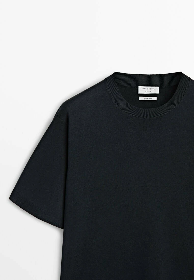 Massimo Dutti Studio - Short Sleeve - Basic T-Shirt - Blue 10 Massimo Dutti Studio - Short Sleeve - Basic T-Shirt - Blue - Image 8