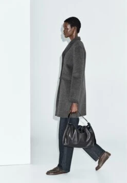 Massimo Dutti BLEND MID-LENGTH - Classic Coat - Grey -Massimo Dutti Shop b94609dc1f1e4323a5f1515197165050