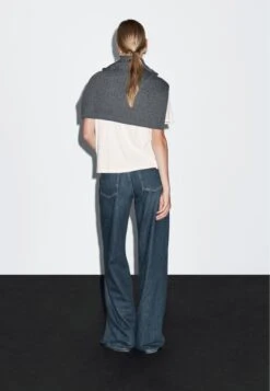 Massimo Dutti HIGH-WAIST WIDE-LEG WITH POCKETS - Wide Leg - Blue 19 Massimo Dutti HIGH-WAIST WIDE-LEG WITH POCKETS - Wide Leg - Blue -Massimo Dutti Shop b96783d8ba334944bff732990134ba42