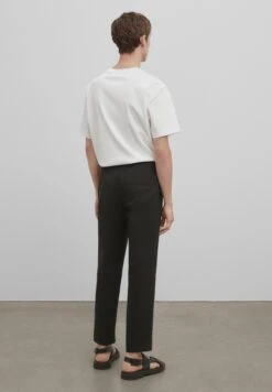 Massimo Dutti Studio - Straight-Fit- Chinos - Black -Massimo Dutti Shop b98375bda85a4ddb9f9ccd53abd0aa0b