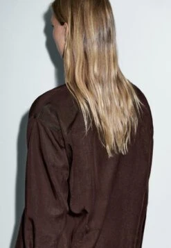 Massimo Dutti V-NECK - Blouse - Dark Brown 14 Massimo Dutti V-NECK - Blouse - Dark Brown -Massimo Dutti Shop ba010758926e414d9b13fd06f5b4ca5f