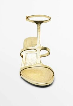 Massimo Dutti Strappy - Sandals - Gold Coloured -Massimo Dutti Shop bb07f15776c24cf4a22ee7a0c0dbc9f8
