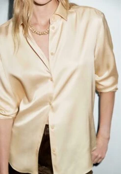 Massimo Dutti FLOWING SATIN LONG SLEEVE - Button-down Blouse - Yellow 22 Massimo Dutti FLOWING SATIN LONG SLEEVE - Button-down Blouse - Yellow -Massimo Dutti Shop bb21f88793ff4a3c8b2fba49be3d75e6