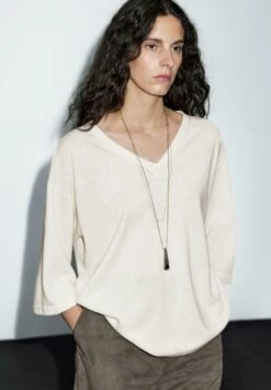 Massimo Dutti WIDE V-NECK - Jumper - White 14 Massimo Dutti WIDE V-NECK - Jumper - White -Massimo Dutti Shop bbc3fed8d7874301832bb4042768c34c