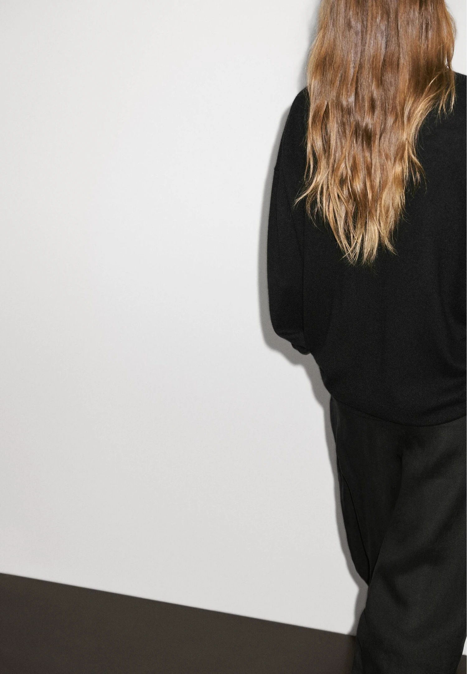 Massimo Dutti BUTTONED OVERSIZE WITH V-NECK - Cardigan - Black 5 Massimo Dutti BUTTONED OVERSIZE WITH V-NECK - Cardigan - Black - Image 3