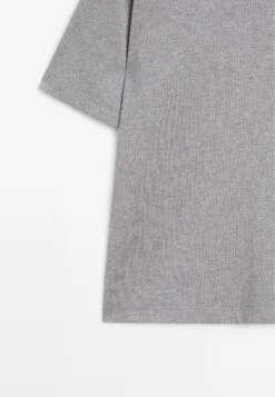 Massimo Dutti CREW NECK WITH SHORT SLEEVES - Basic T-shirt - Grey -Massimo Dutti Shop bbe5d703dfe545e3a1bca99489b5021e