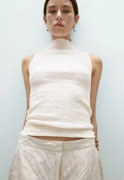 Massimo Dutti TEXTURED FUNNEL NECK - Top - Beige