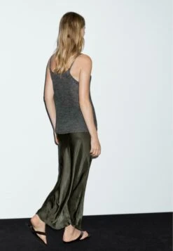 Massimo Dutti LONG SATIN - Maxi Skirt - Mottled Dark Green -Massimo Dutti Shop bc5a545697ae48f9aed200168a87241f