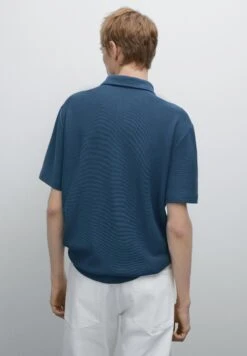 Massimo Dutti TEXTURED SHORT SLEEVE POLO NECK - Polo Shirt - Mottled Dark Blue -Massimo Dutti Shop bc77c6e9777f47d99b7d0bf569a21c09