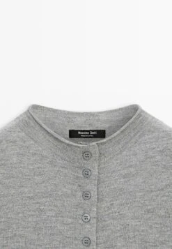 Massimo Dutti CROPPED HIGH COLLAR - Cardigan - Grey 21 Massimo Dutti CROPPED HIGH COLLAR - Cardigan - Grey -Massimo Dutti Shop bd45d6bda01a4c888f91cf11294a5665