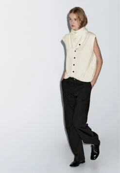 Massimo Dutti V-NECK WITH SCARF - Jumper - Beige -Massimo Dutti Shop bda0b0a649324c53b001655274724f27