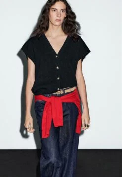 Massimo Dutti V-NECK WITH GOLDEN BUTTONS - Waistcoat - Dark Blue