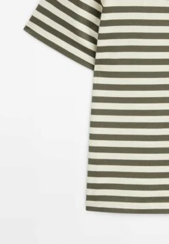 Massimo Dutti Short Sleeve Striped - Print T-Shirt - Khaki 20 Massimo Dutti Short Sleeve Striped - Print T-Shirt - Khaki -Massimo Dutti Shop be1d15e259394c18b9b9c9d834798d64
