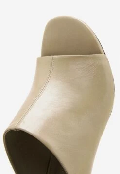 Massimo Dutti Heeled Mules - Light Brown -Massimo Dutti Shop becd83630ce5433a8c9fd78e455b309e