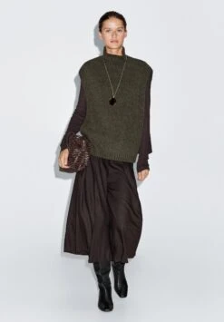 Massimo Dutti SLEEVELESS HIGH NECK SWEATER - Jumper - Mottled Dark Green