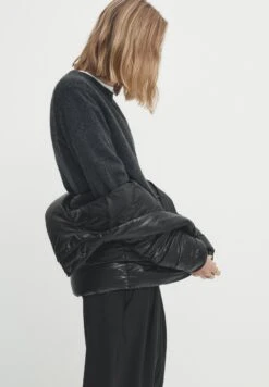 Massimo Dutti Hooded And Puffer - Down Jacket -Massimo Dutti Shop bfa7be58440e4234be38fea6263e6fa7