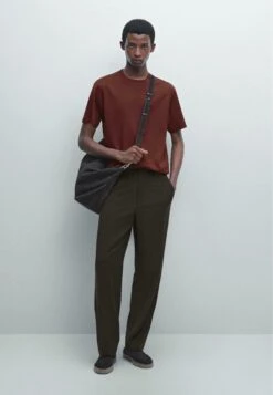 Massimo Dutti WIDE FIT SHORT SLEEVE WITH CREW NECK - Basic T-shirt - DARK RED -Massimo Dutti Shop c074cf6f662c4172b89300bdaeb43ea2