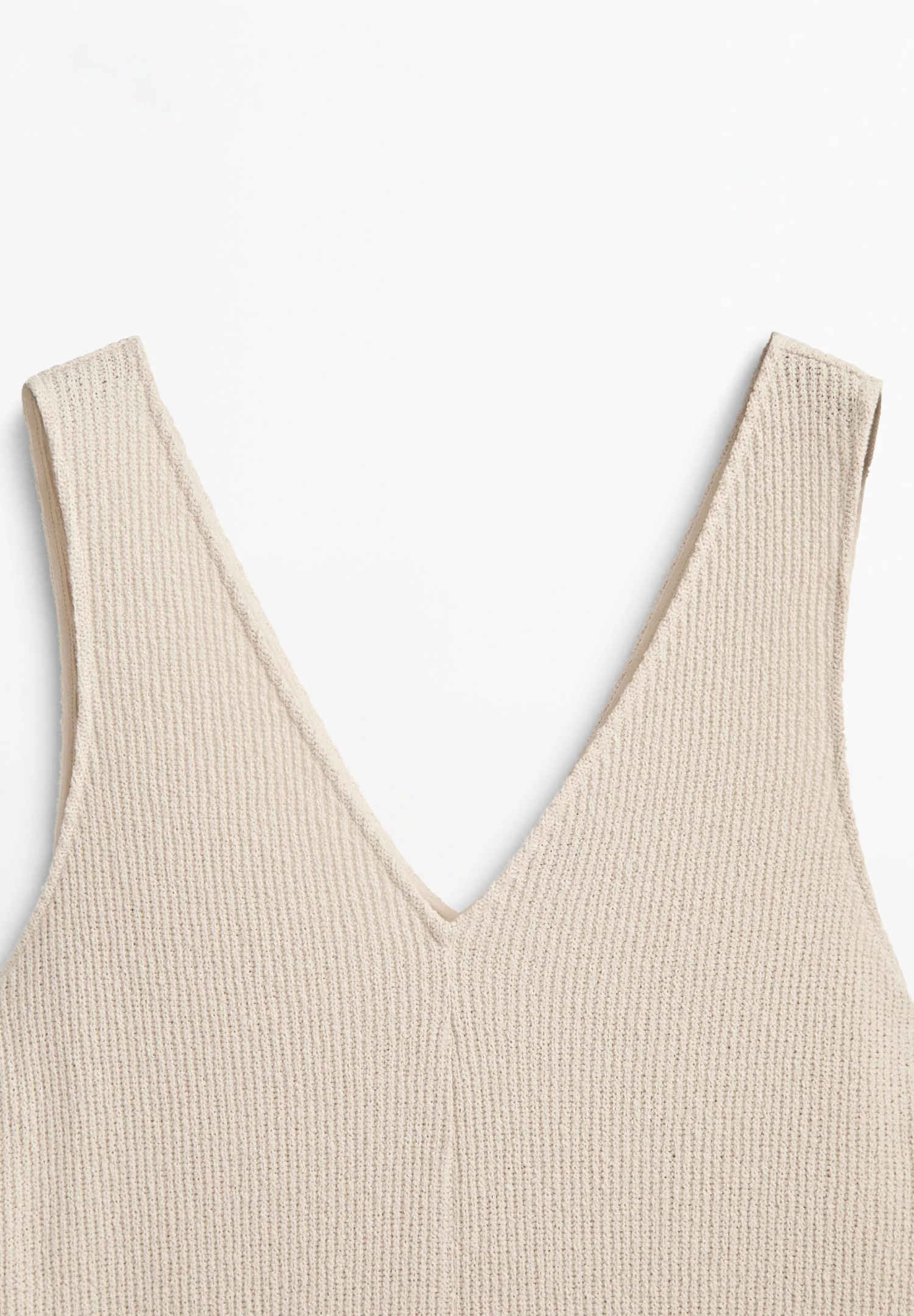 Massimo Dutti Textured V Neck With Slit - Jumper Dress 11 Massimo Dutti Textured V Neck With Slit - Jumper Dress - Image 9
