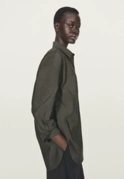 Massimo Dutti BLEND - Button-down Blouse - Dark Grey 14 Massimo Dutti BLEND - Button-down Blouse - Dark Grey -Massimo Dutti Shop c20cffb8e7dc482c92e20223534aaacd