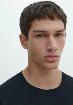 Massimo Dutti SHORT SLEEVE WITH CREW NECK - Basic T-shirt - Dark Blue -Massimo Dutti Shop c2600b039c7a4e9bac3bd9316f11f94d