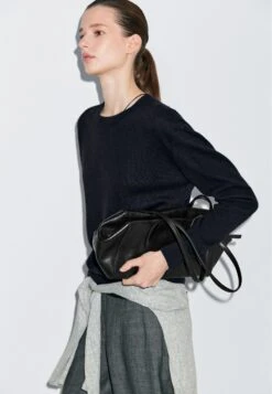 Massimo Dutti CREW NECK CASHMERE WITH LONG SLEEVES - Jumper - Dark-blue Denim -Massimo Dutti Shop c2bfa07812b64d5e87631bb4fd1933bf