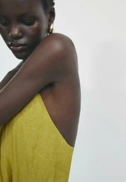 Massimo Dutti Waffle-Texture Halter- Day Dress - Green -Massimo Dutti Shop c2ef51b94ebc4e908df5d612f8cde8b7