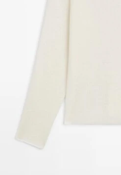 Massimo Dutti BOAT NECK WITH RAGLAN SLEEVE - Jumper - Beige 25 Massimo Dutti BOAT NECK WITH RAGLAN SLEEVE - Jumper - Beige -Massimo Dutti Shop c34464546cfc40198d5f19e350484be8