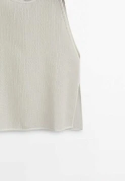 Massimo Dutti Textured With Side Vents- Top - Beige 11 Massimo Dutti Textured With Side Vents- Top - Beige -Massimo Dutti Shop c34cdf1a29cc497599d59b1dfdd5f997