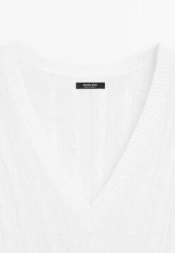 Massimo Dutti WIDE V-NECK OPEN-KNIT - Jumper - White -Massimo Dutti Shop c3577d98de4a48bfadecf48ebf2d6dd4