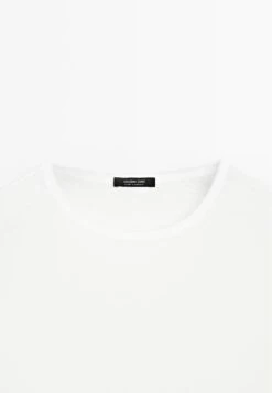 Massimo Dutti SHORT SLEEVE WITH ROUND NECK - Basic T-shirt - White 24 Massimo Dutti SHORT SLEEVE WITH ROUND NECK - Basic T-shirt - White -Massimo Dutti Shop c38c589775664a889c228c36e9ca2049