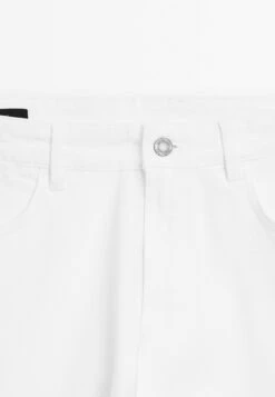 Massimo Dutti SLIM FIT - Slim Fit Jeans - White -Massimo Dutti Shop c3bafc91d8664cbcbdc30eff14ffbb44