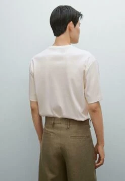 Massimo Dutti WIDE FIT SHORT SLEEVE WITH CREW NECK - Basic T-shirt - Sand -Massimo Dutti Shop c46c7dae81f54f6997278bb5b190b3b2