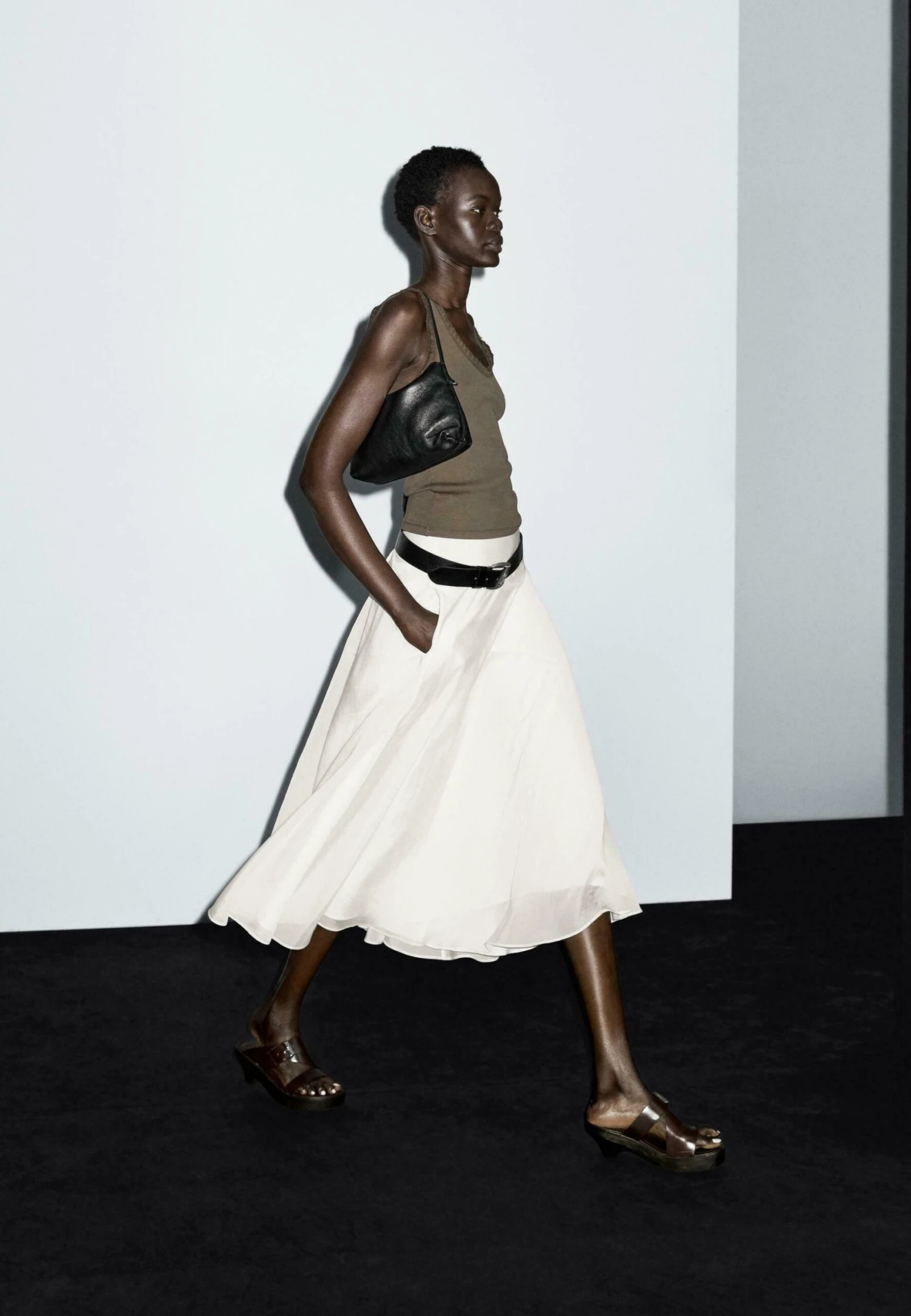 Massimo Dutti MIDI WITH YOKE AND FLOUNCE - A-line Skirt - Beige 8 Massimo Dutti MIDI WITH YOKE AND FLOUNCE - A-line Skirt - Beige - Image 6